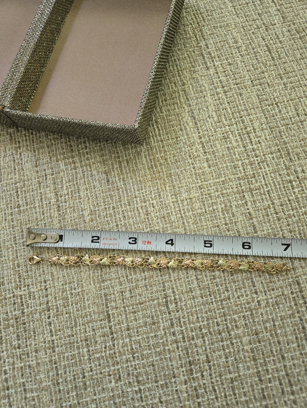 Black Hills Gold 10k Two-Tone Leaf Vine Bracelet - Picture 10 of 11